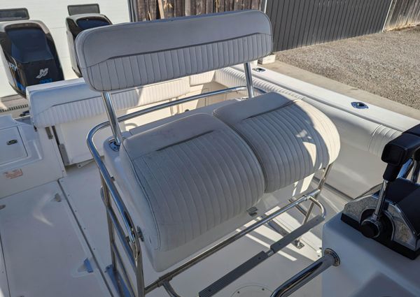 Boston-whaler 26-OUTRAGE image