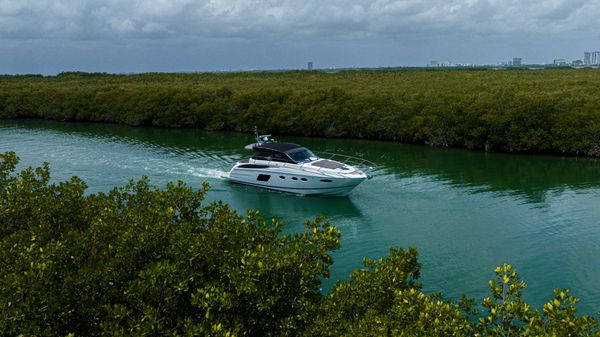 Princess Yachts V48 image