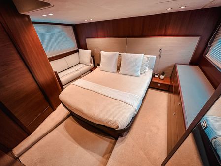 Princess Yachts V48 image