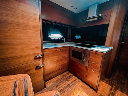 Princess Yachts V48 image