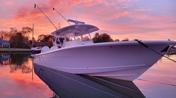 Cobia 355 CC