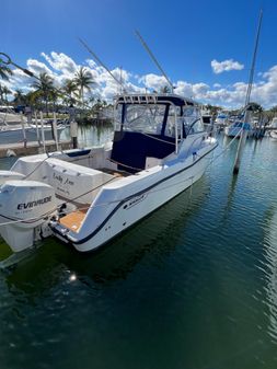 Boston-whaler 305-CONQUEST image