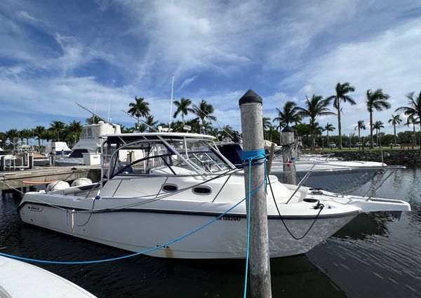 Boston-whaler 305-CONQUEST image