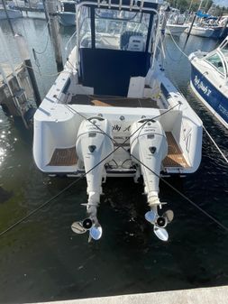 Boston-whaler 305-CONQUEST image