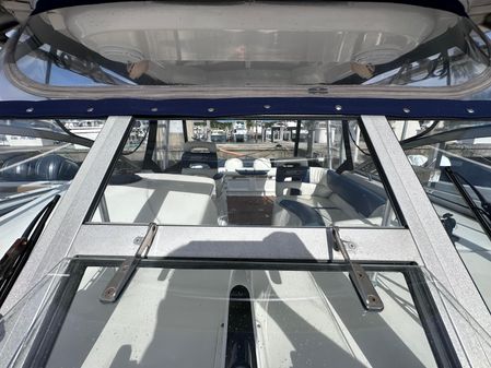 Boston-whaler 305-CONQUEST image