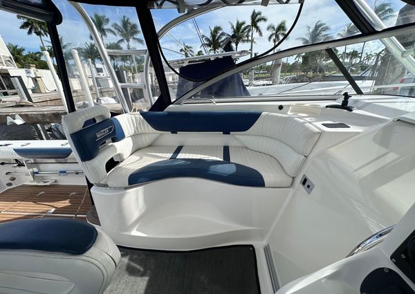 Boston-whaler 305-CONQUEST image