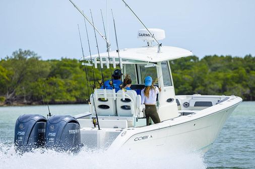 Cobia 265-CENTER-CONSOLE image