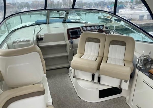 Sea Ray 370 Sundancer image