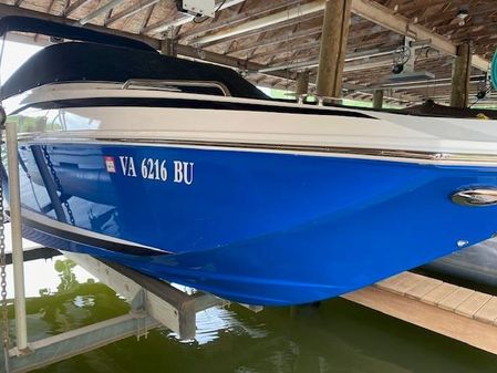 Regal 24 FasDeck image