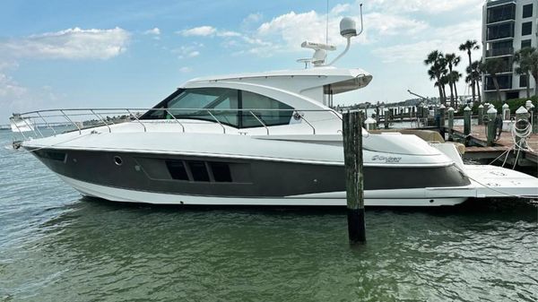 Cruisers Yachts 45 Cantius