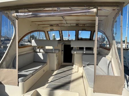 Mainship Pilot 34 Rum Runner II Hardtop image