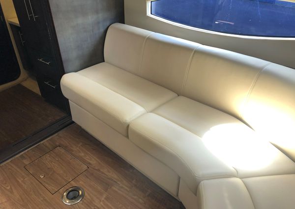 Regal 46 Sport Coupe image