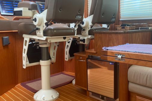 Sabre 48 Salon Express image