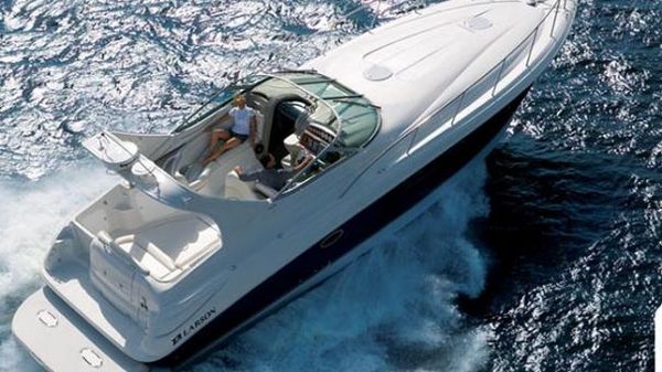 Larson Cabrio 370
