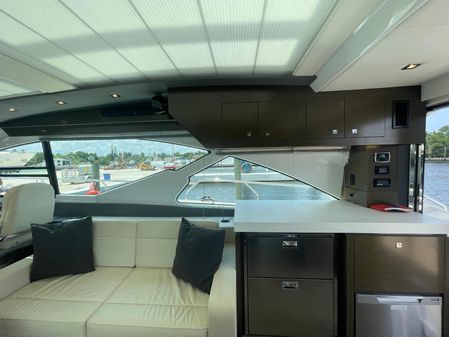 Cruisers Yachts 60 Cantius image