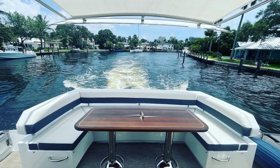 Cruisers Yachts 60 Cantius image