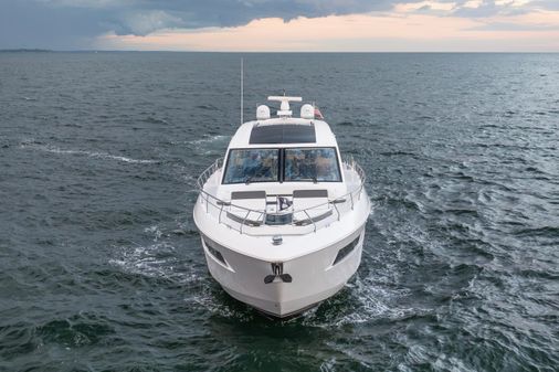 Cruisers Yachts 60 Cantius image