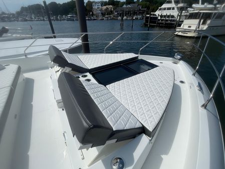 Cruisers Yachts 60 Cantius image