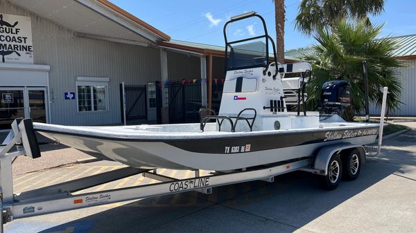 Shallow Stalker Cat 240 Pro 