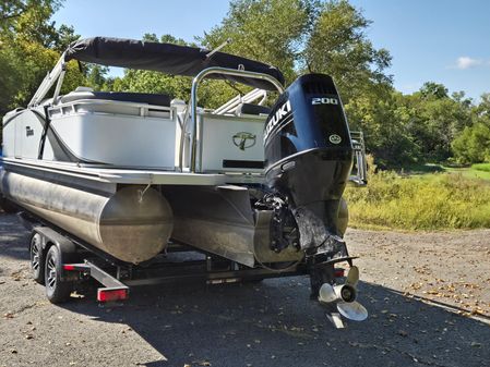 Tahoe-pontoon LTZ-2385-QL image