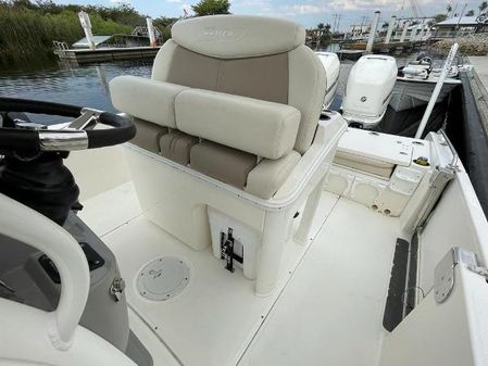 Boston-whaler 270-DAUNTLESS image