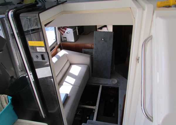 Carver 355-AFT-CABIN image