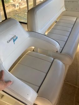 Carver 355-AFT-CABIN image