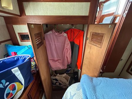 Marinette 39 Double Cabin image