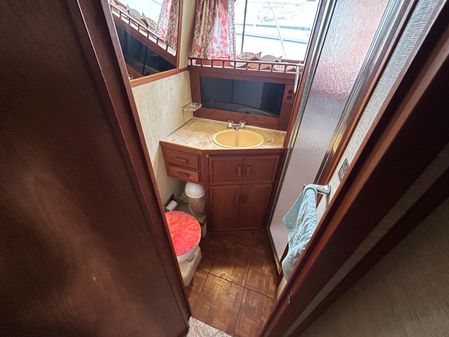 Marinette 39 Double Cabin image