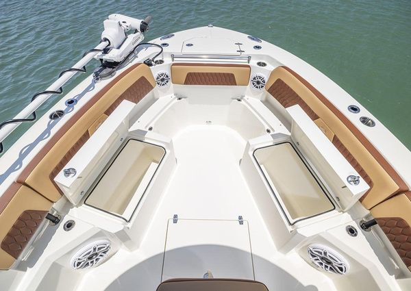 Cobia 265-CENTER-CONSOLE-OPEN image