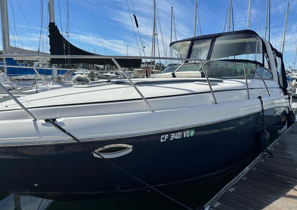 Rinker Fiesta Vee 312 image