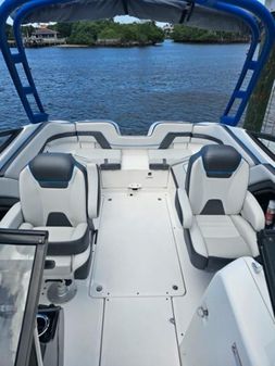 Yamaha Boats AR240 image