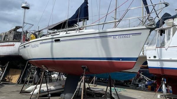 Catalina 320 