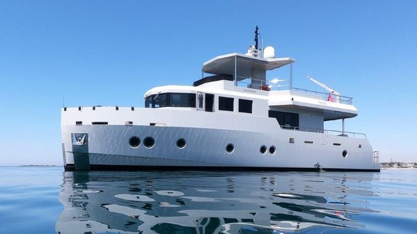 Tansu Tigershark 20