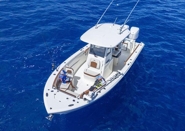 Cobia 285-CENTER-CONSOLE image