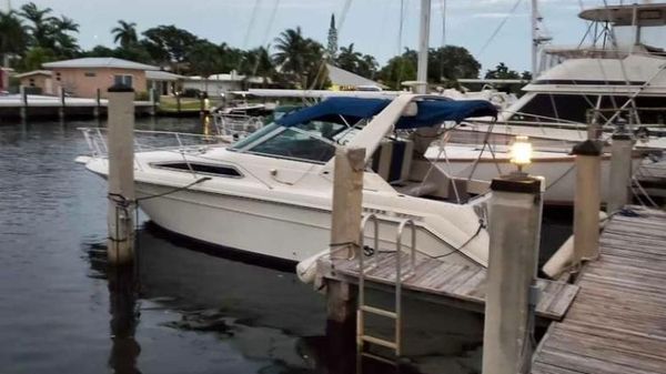 Sea Ray 270 Sundancer 