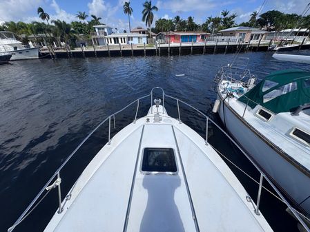 Sea Ray 270 Sundancer image