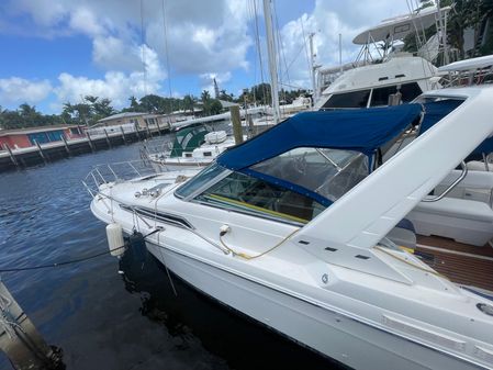 Sea Ray 270 Sundancer image