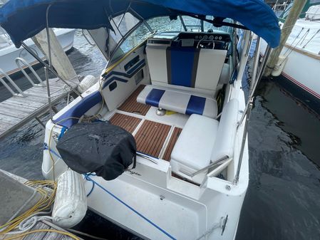 Sea Ray 270 Sundancer image