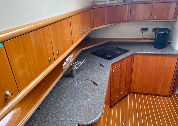 Sunseeker Manhattan 62 image