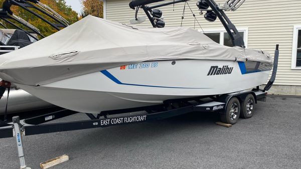 Malibu 24 MXZ