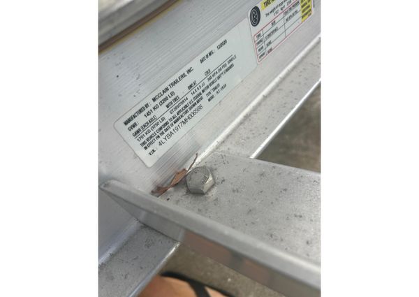 Hurricane SunDeck Sport 185 OB image