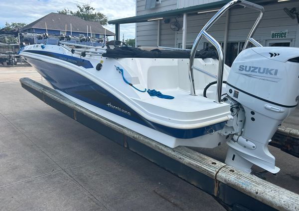 Hurricane SunDeck Sport 185 OB image
