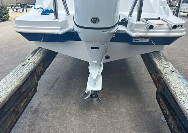 Hurricane SunDeck Sport 185 OB image