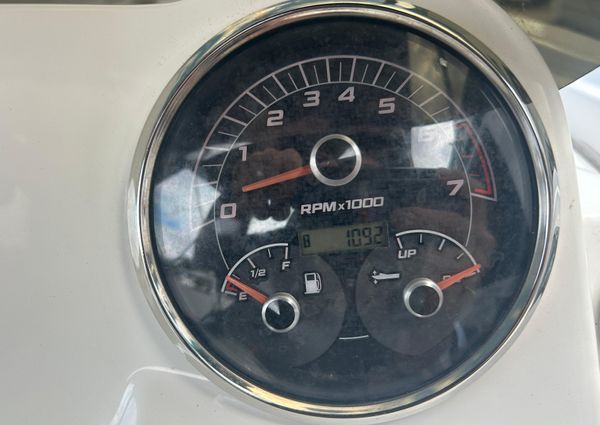 Hurricane SunDeck Sport 185 OB image