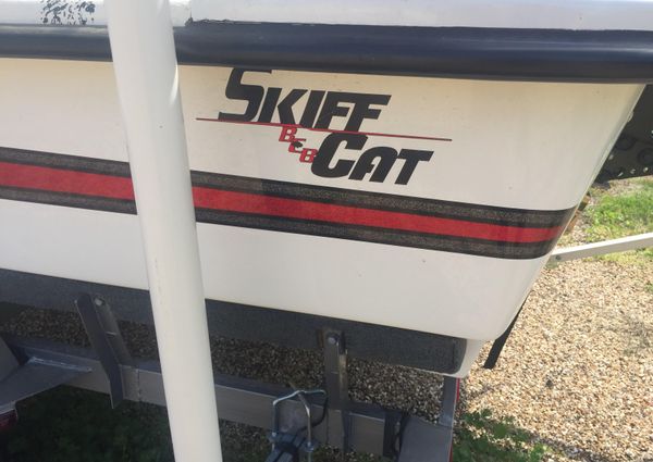 Bass-cat SKIFF-CAT-18 image