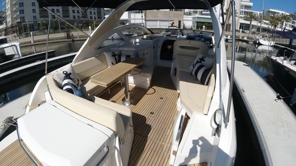 Beneteau GT35 image