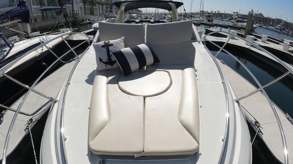 Beneteau GT35 image