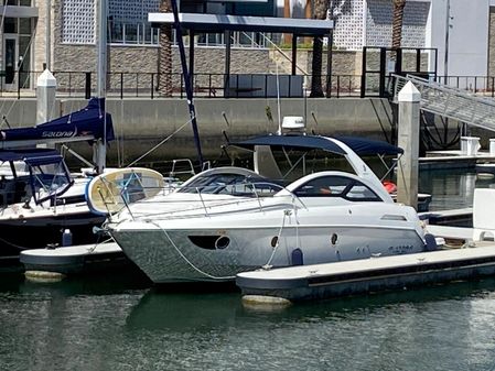 Beneteau GT35 image