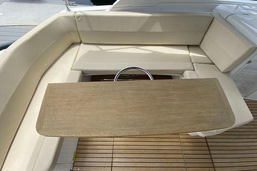 Beneteau GT35 image